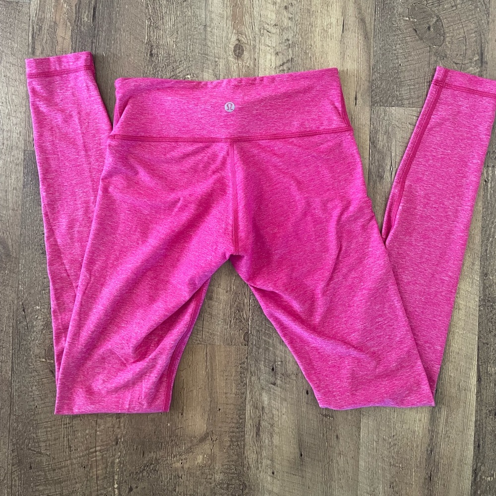 Lululemon Wunder under leggings, size 4